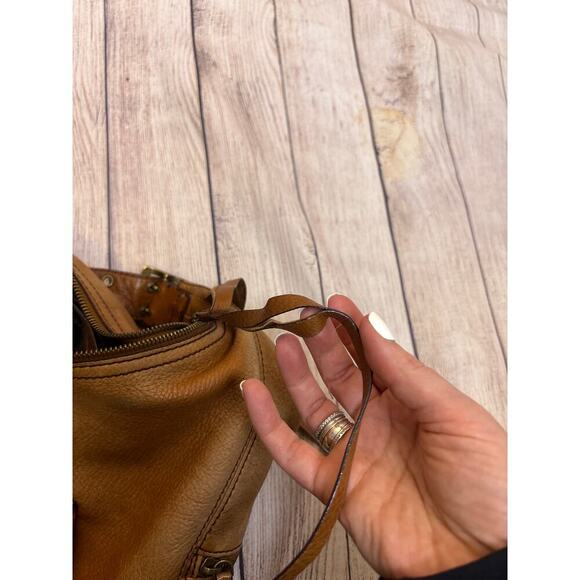 Banana Republic Leather Buckle Hobo Distressed Purse Bag Camel Tan Color Large - Picture 12 of 13